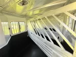 2006 Featherlite Weekender with Mid tack - Image 11