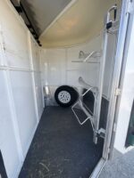 2016 Maverick Trailers 3 Horse Slant Load Trailer - Image 7